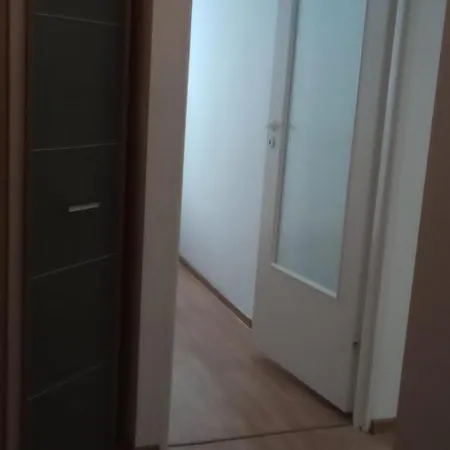 Self Check-in Apartament Lotnisko Szpital Parking Targi